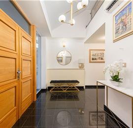 5 bedroom beachfront villa with pool on Ciova Island, Trogir, sleeps 12